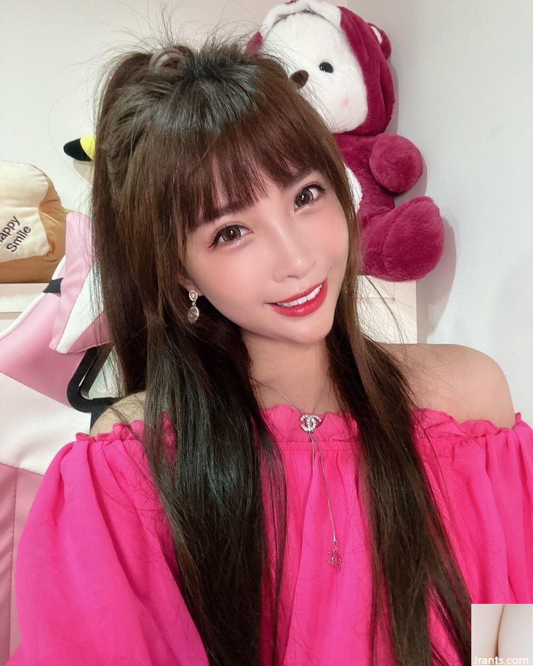 Vẻ ngoài gợi cảm khó cưỡng của người đẹp mắt điện “Yan Zhen” và rất dễ để chú nai nhỏ va vào cô (10P)