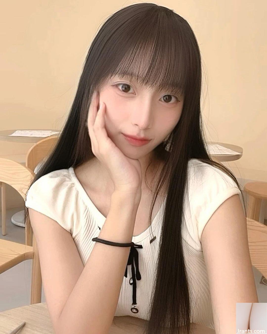 Đường cong hoàn hảo của “Milkshake” cay đến mức khiến người ta muốn có những giấc mơ hoang đường (10P