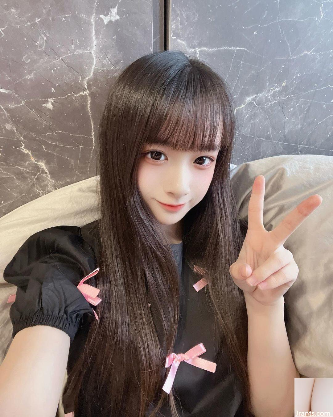 Góc nhìn quyến rũ về bộ ngực đẹp của “Nina ngực nhỏ” khiến bạn sôi máu (10P) - Ảnh 4