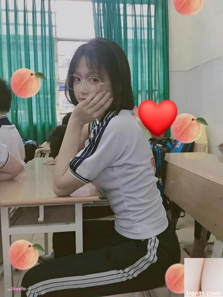 Gái Việt xinh không có nút đẹp bằng con gái - Ảnh 12