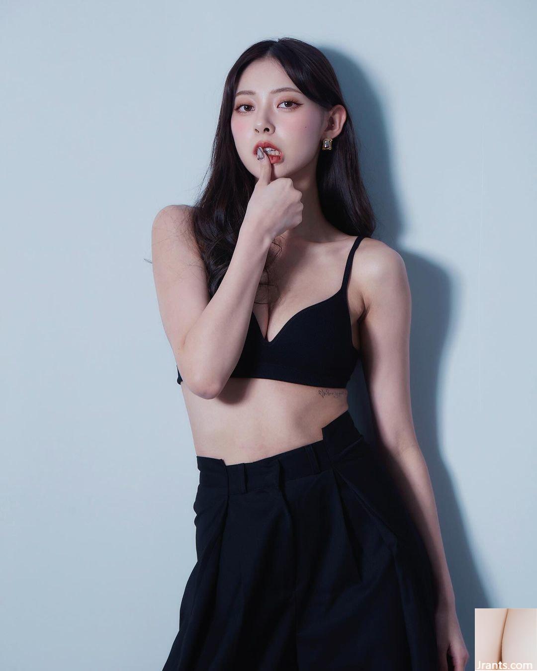 “Lin Qianhan” không thể giấu được nụ cười ngọt ngào, khí chất thon thả và vóc dáng chuẩn (10P) - Ảnh 8