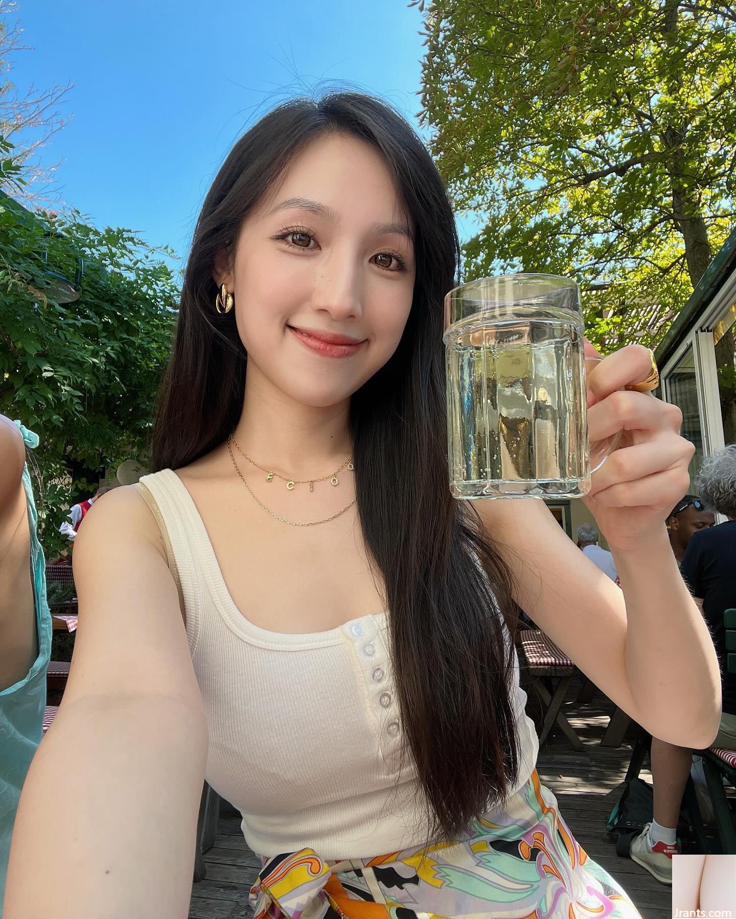 Hình ảnh J nổi tiếng của cô gái Hồng Kông hedy_hoiyi: sự kết hợp hoàn hảo giữa thanh lịch và quyến rũ! - Ảnh 68