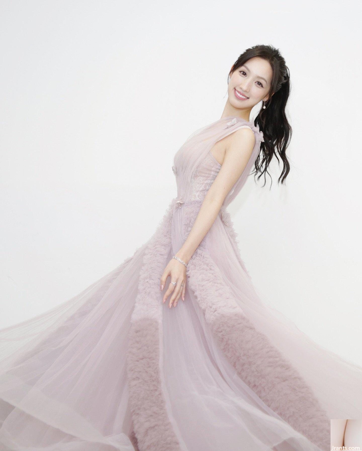 Hình ảnh J nổi tiếng của cô gái Hồng Kông hedy_hoiyi: sự kết hợp hoàn hảo giữa thanh lịch và quyến rũ! - Ảnh 80