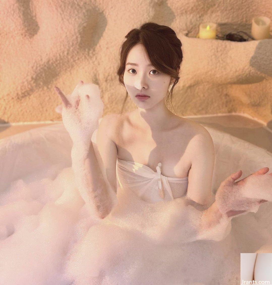 Hình ảnh J của cô gái Hồng Kông: Phong cách quyến rũ của Lisa Wong là đây! - Ảnh 11