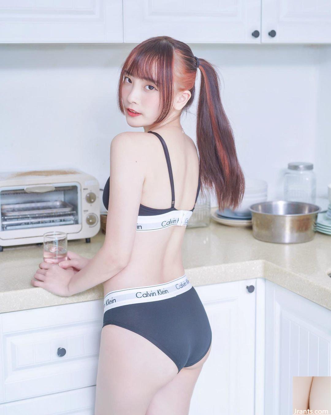 Hot girl “Puff” sở hữu vóc dáng hoàn hảo, đầy quyến rũ và bộ ngực quá nóng bỏng (10P) - Ảnh 10