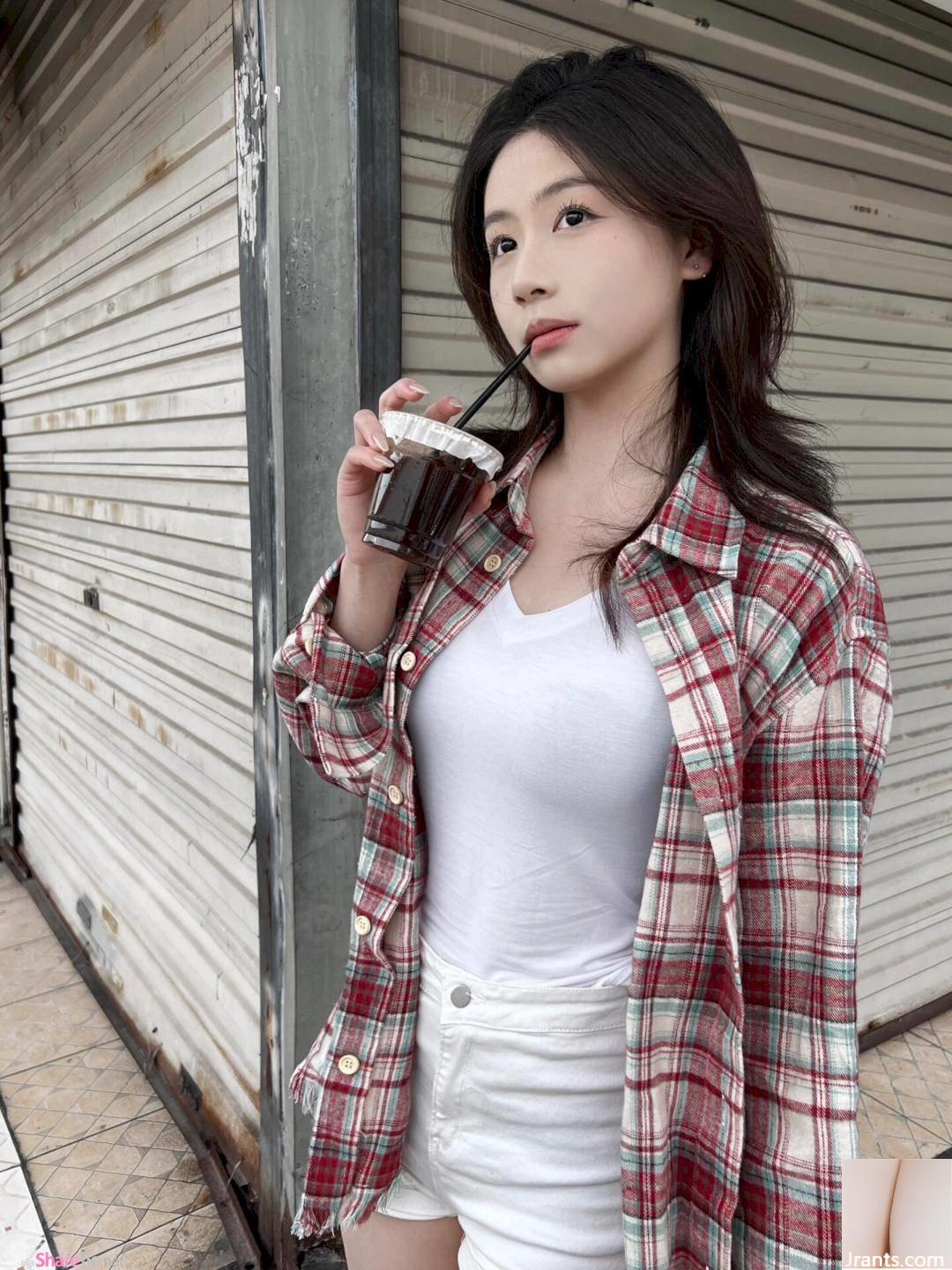 Một bức ảnh chụp đường phố của một cô gái xinh đẹp với khí chất ngọt ngào: “Trên dày và dưới gầy. Đôi chân này đẹp quá”. - Ảnh 12