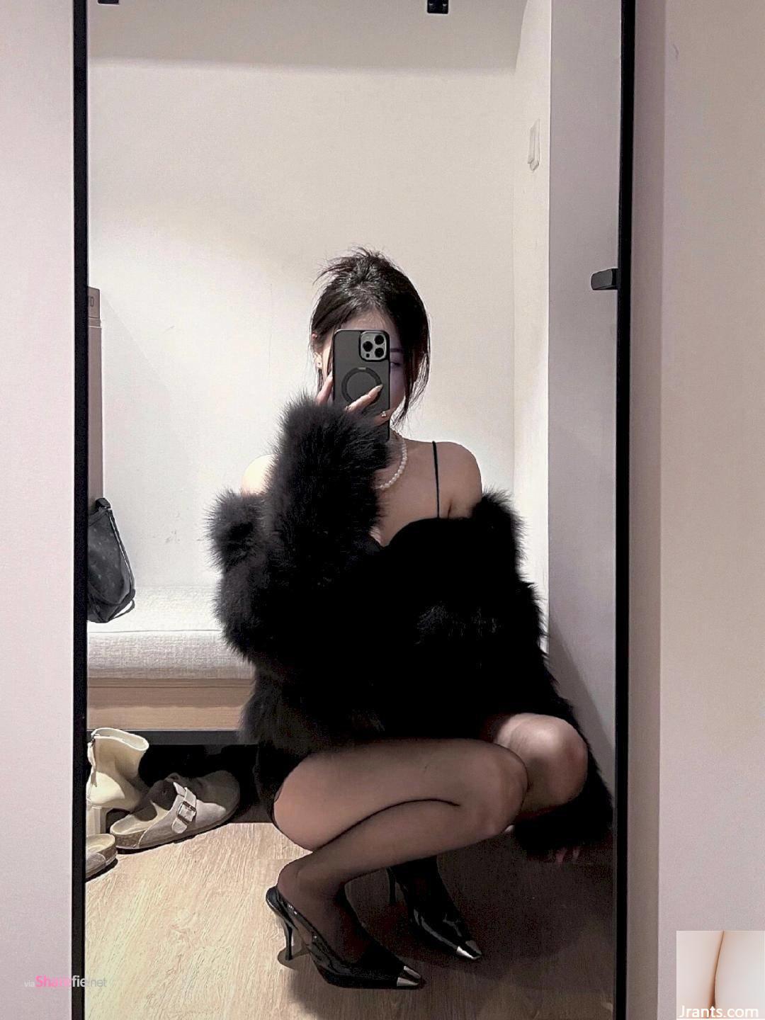 Một bức ảnh chụp đường phố của một cô gái xinh đẹp với khí chất ngọt ngào: “Trên dày và dưới gầy. Đôi chân này đẹp quá”. - Ảnh 17