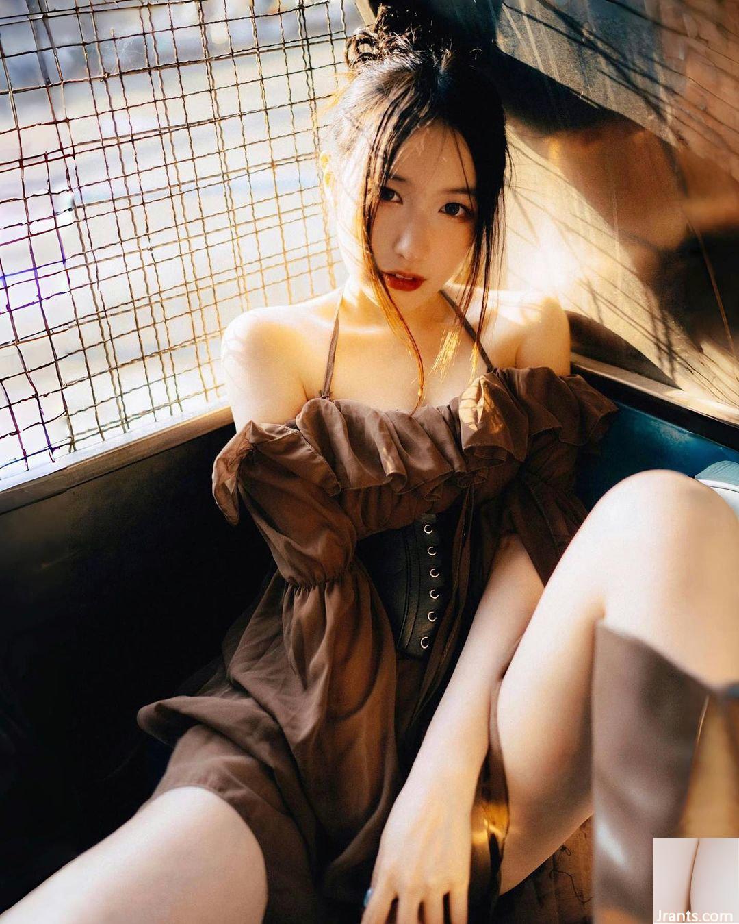 “Ke Zi” Xiaoxue có dáng người bụ bẫm và thật quyến rũ! Mình thật may mắn khi có được bức hình đẹp như vậy??(10P) - Ảnh 4