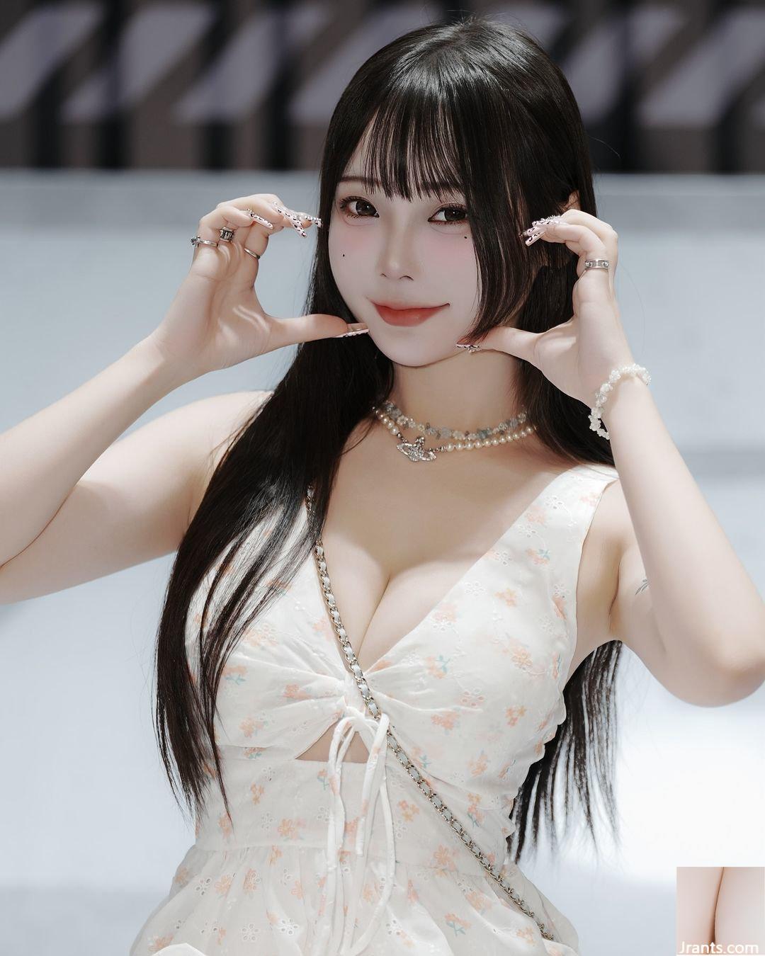 “Con mèo nhỏ của Miyu” có đôi mắt to, ngấn nước, bạn gái có thân hình trắng nõn, dịu dàng và xinh đẹp đến mức quyến rũ (10P) - Ảnh 4