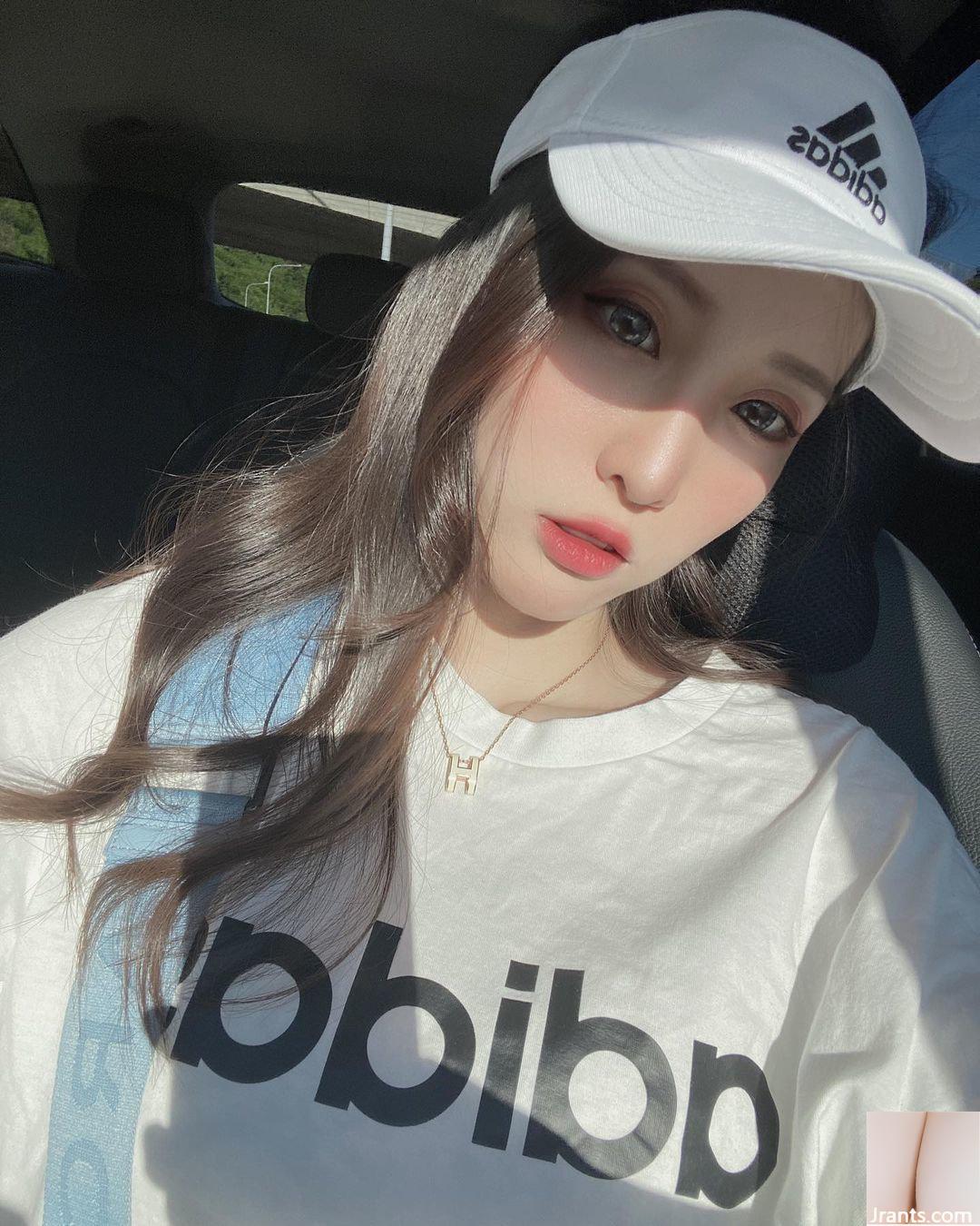 Nữ thần “Taozi Mianyang” khoe ngực và mông gợi cảm không chút do dự (10P) - Ảnh 9