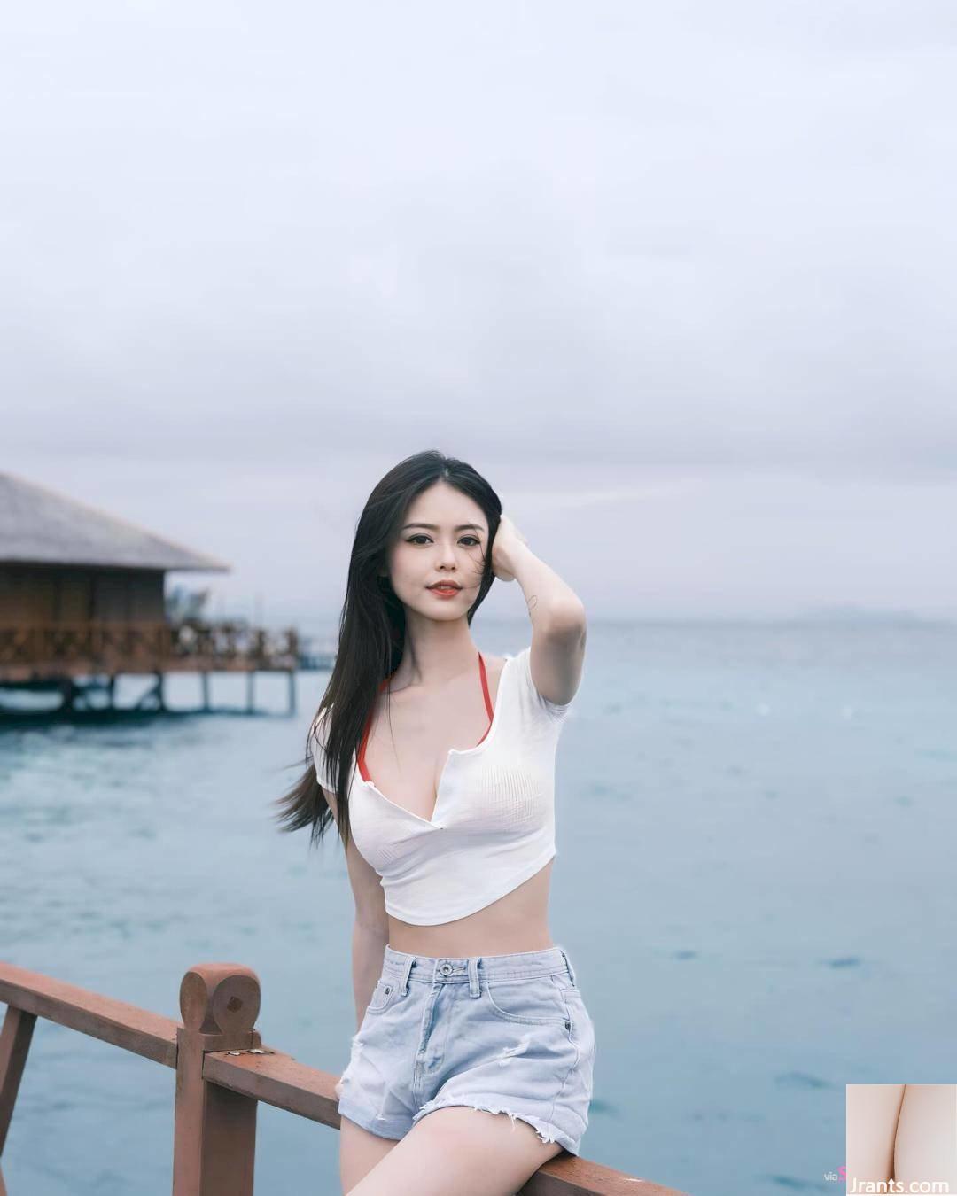 Gái xinh đăng ảnh nóng giữa đêm - Ảnh 12