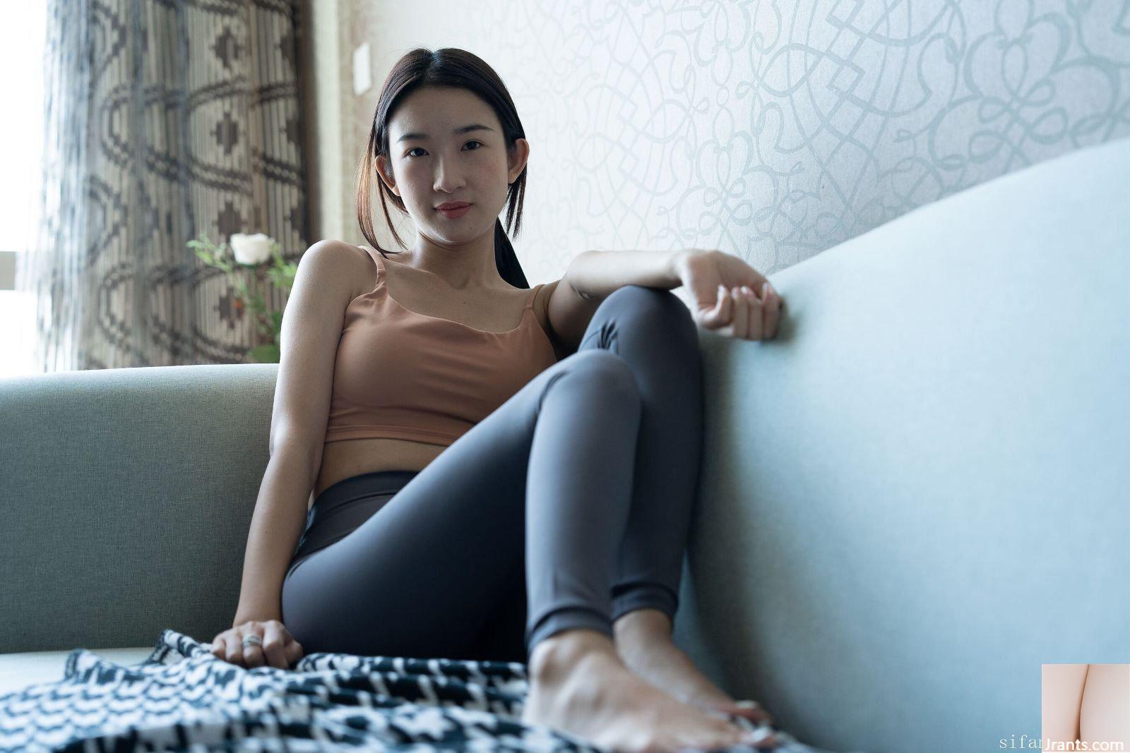 Bản ghi đầy đủ về cảnh chụp hình yoga ngượng ngùng của người mẫu Trung Quốc phiên bản nâng cao-03 (100P) - Ảnh 8