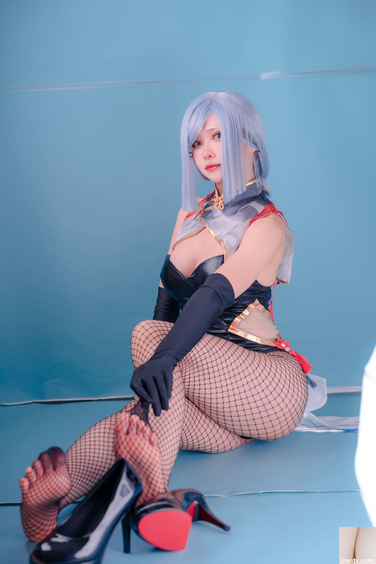 Banitsuru! Chú hạc trông kỳ dị khi đeo tai thỏ - Ảnh 2