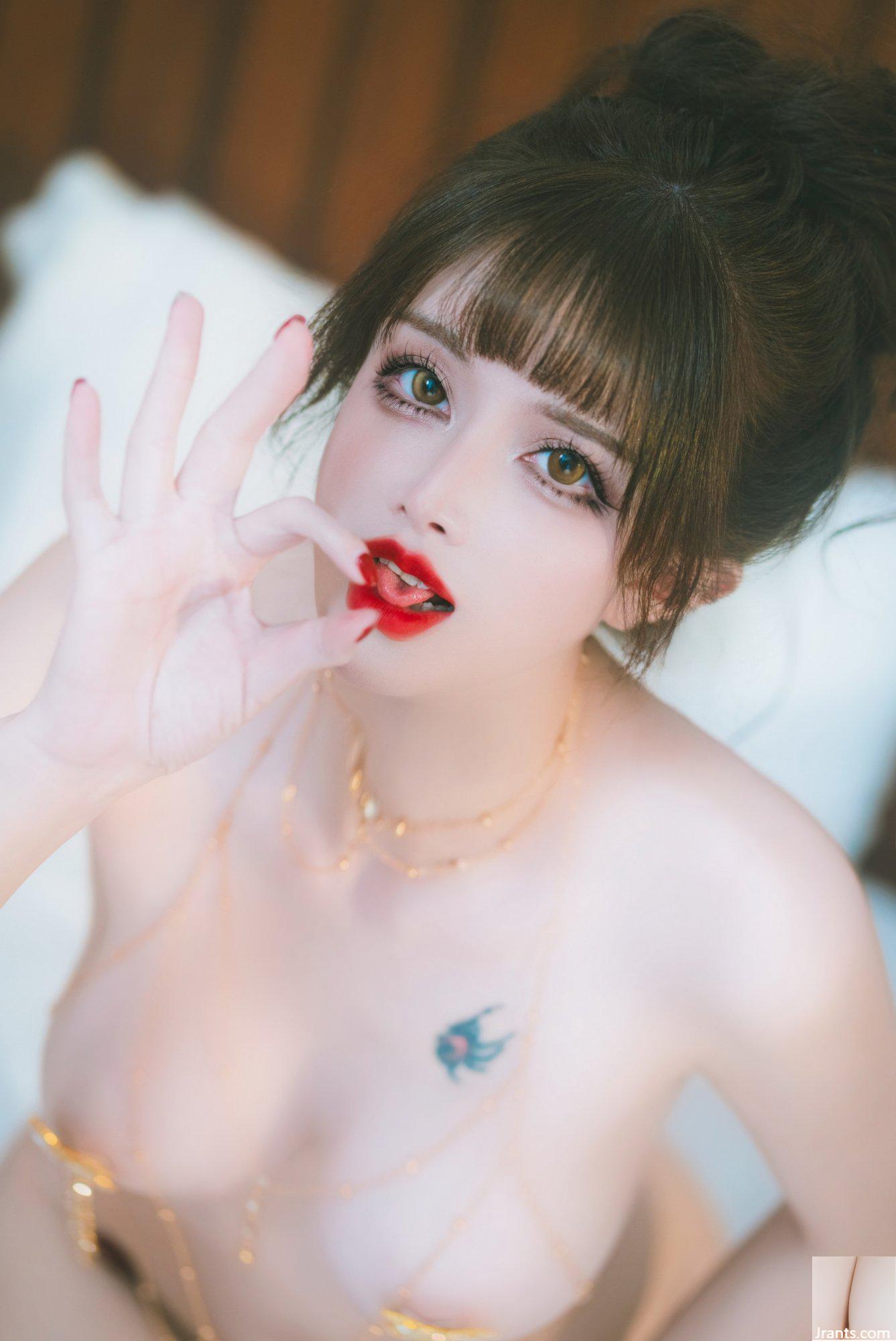 Hươu nai tám tuổi nghỉ lễ (70P) - Ảnh 31