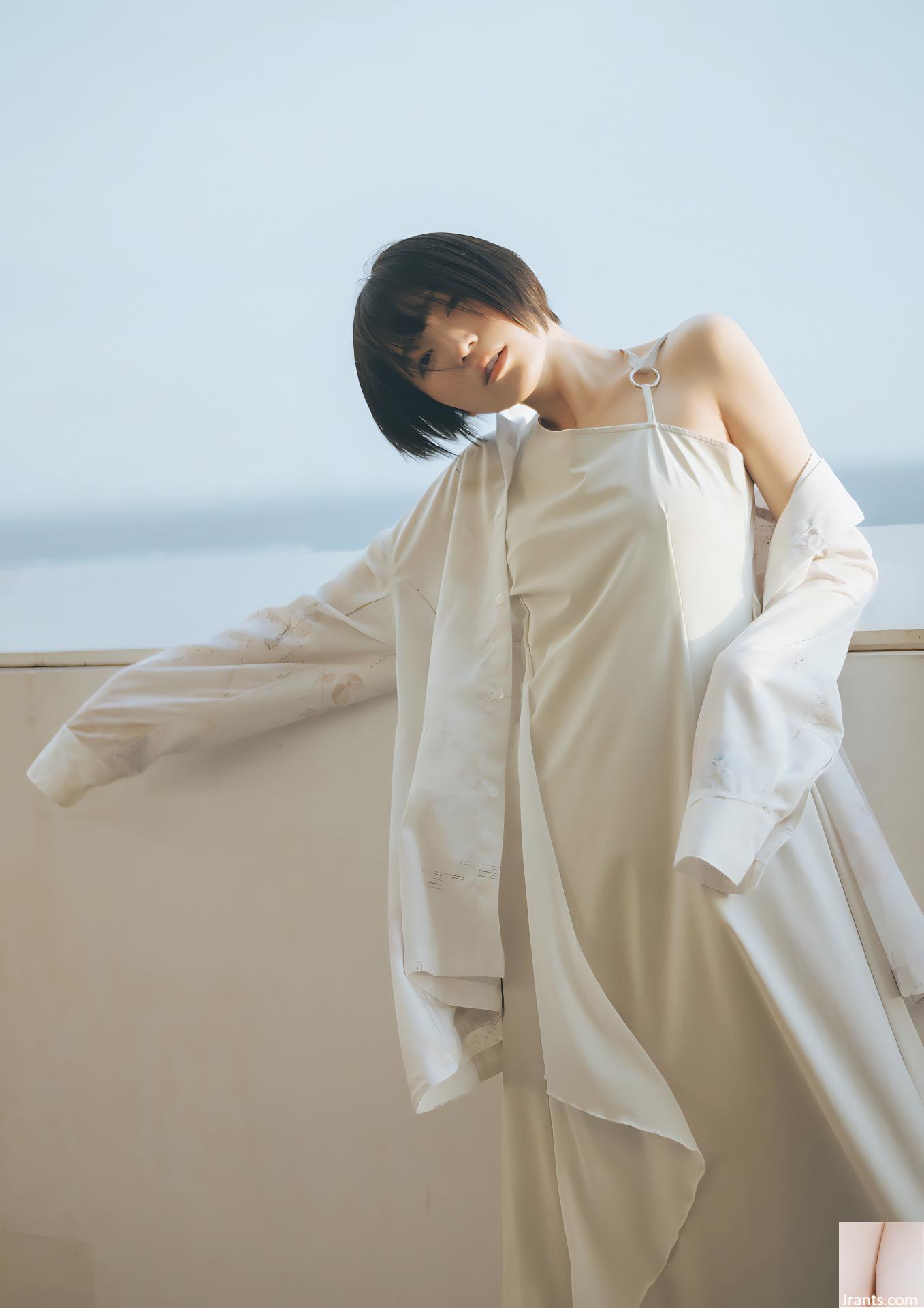 (Funai Miku) Bộ ngực đẹp siêu bắt mắt và đôi chân dài lộ ra cùng một lúc (30P) - Ảnh 2