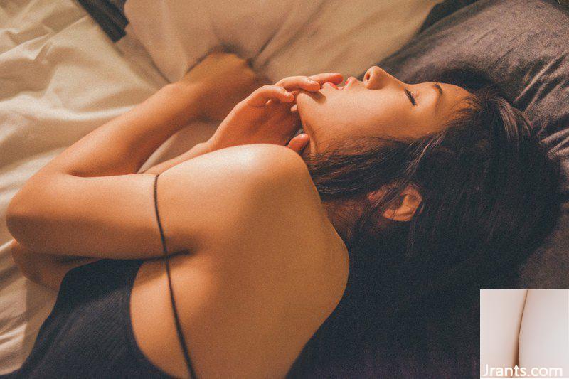 Những bức ảnh riêng tư gợi cảm và gợi cảm của người đẹp neo đầy oi bức (36P) - Ảnh 34