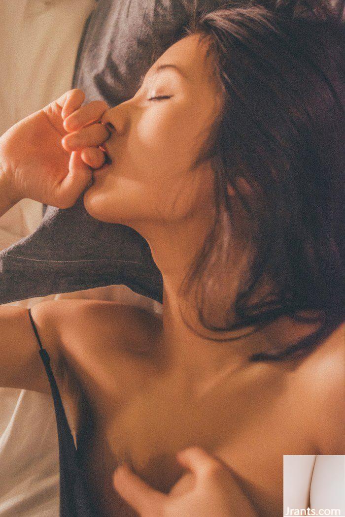 Những bức ảnh riêng tư gợi cảm và gợi cảm của người đẹp neo đầy oi bức (36P) - Ảnh 9