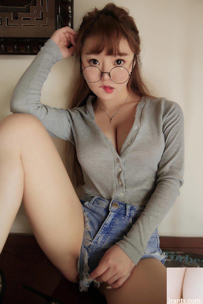 Mặt baby ngực khủng Yuki Yanagi khỏa thân quyến rũ (56P) - Ảnh 16