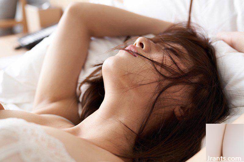 Bộ ngực khủng đáng tự hào của người đẹp Yugo Li Yingshi sắp lộ ra (50P) - Ảnh 23