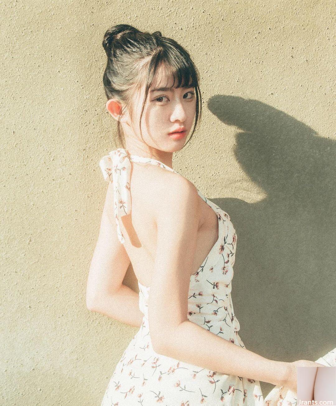 “Youxin” có thân hình nóng bỏng khiến người ta muốn dừng lại và đường cong nụ cười trên ngực chinh phục ánh mắt của bạn (10P) - Ảnh 2