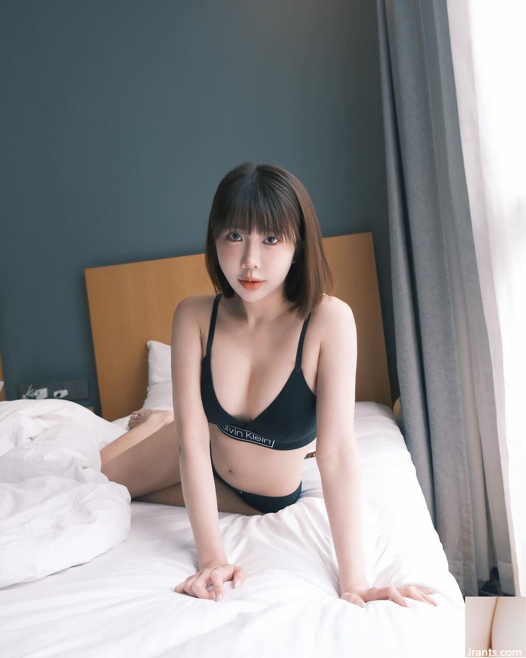 “Mika Hsu” ngực tuyết sắp tràn ra góc độ tà ác, ngại quá (10P) - Ảnh 4