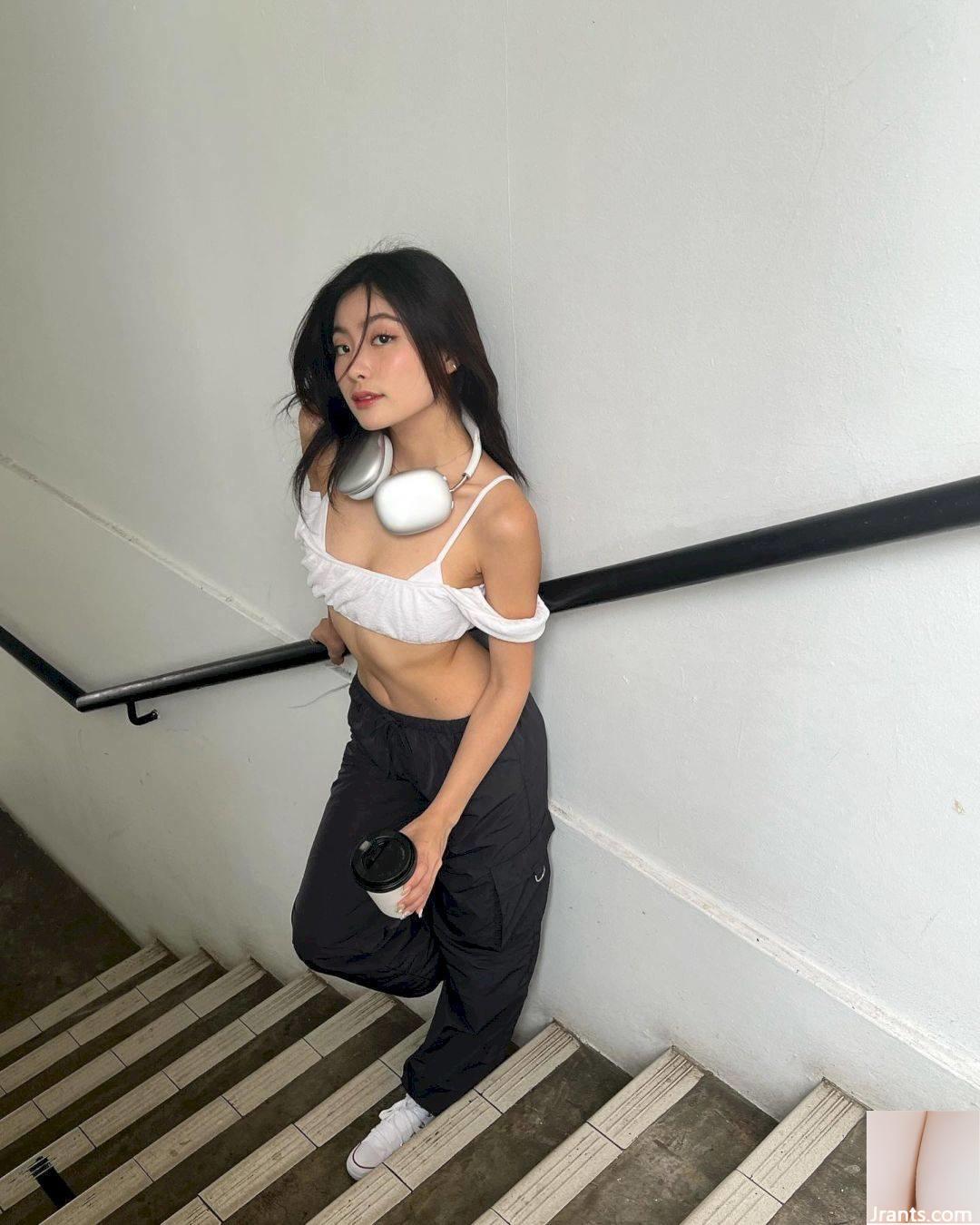 Cô gái xinh đẹp Nicole chụp ảnh nghiêng khi leo núi, dáng người rất quyến rũ - Ảnh 8