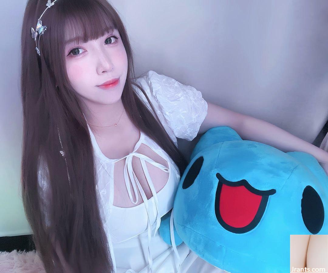 Người dẫn chương trình trò chơi trực tiếp “Hanhan” có bộ ngực trắng nõn, mềm mại và thân hình nuột nà, thơm ngon (10P) - Ảnh 9