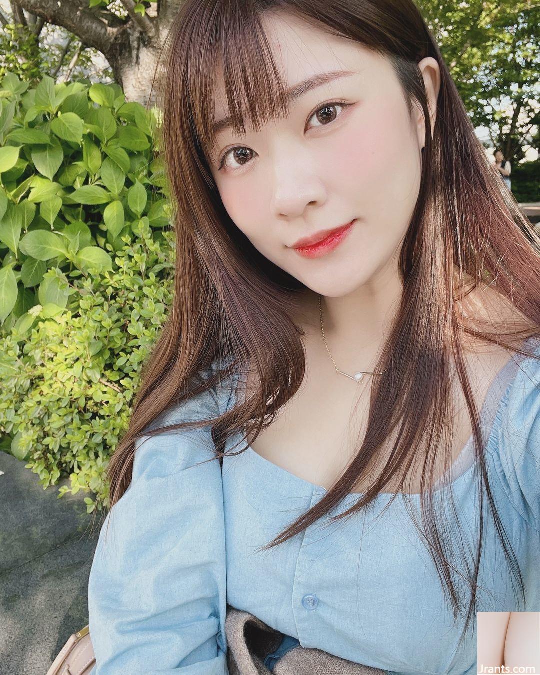 “Qiuqiu MiKa” có bộ ngực tròn đẹp nhưng nặng đến mức sắp lòi ra ngoài (10P) - Ảnh 7