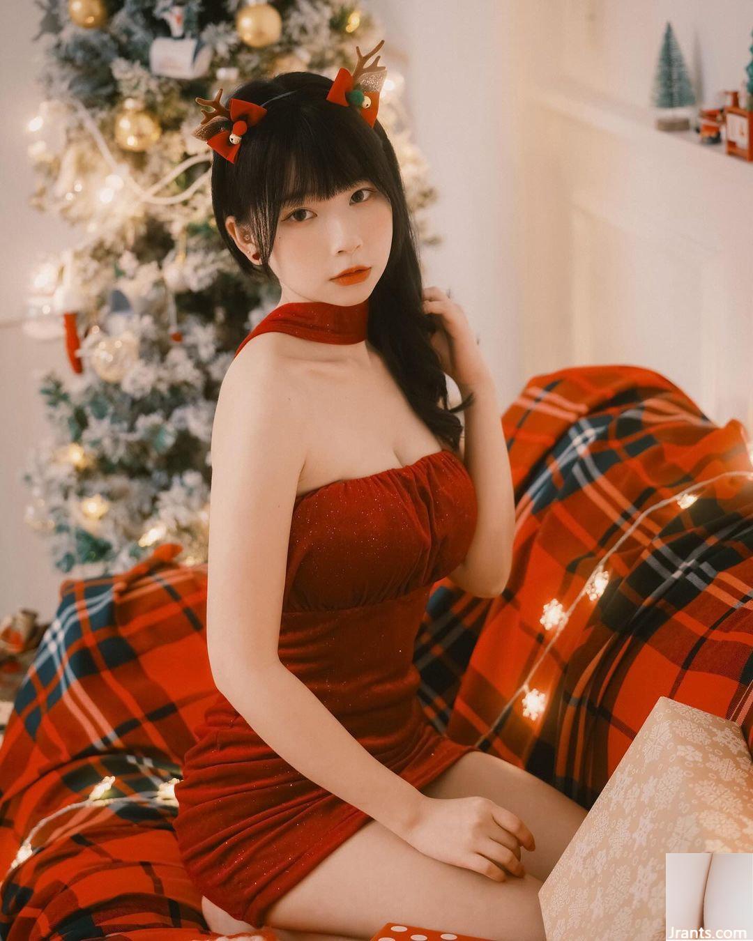 Cô gái xinh đẹp “Chen QQ” có khuôn mặt ngọt ngào và đường cong đầy đặn siêu bắt mắt (10P) - Ảnh 10