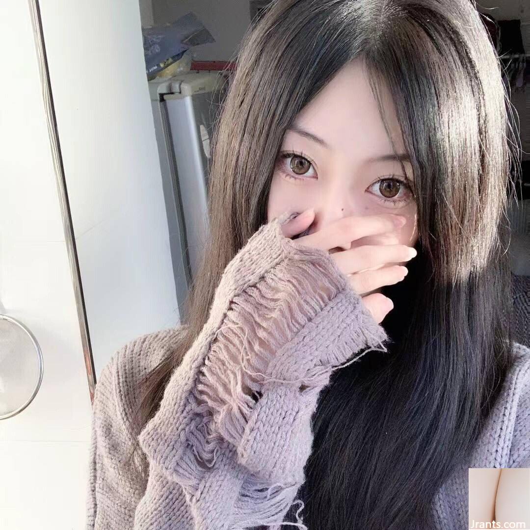 Cô gái ngây thơ thật gợi cảm (25P) - Ảnh 24