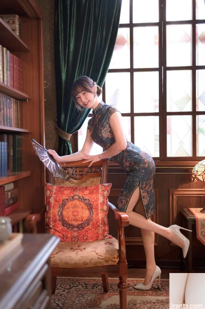 Chân lụa đẹp trong sườn xám - Ảnh 18