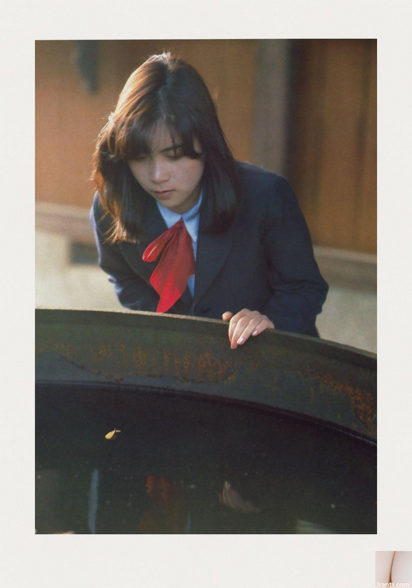 Miki Aihara (Ảnh) 《Departure》(1981) (48P) - Ảnh 15