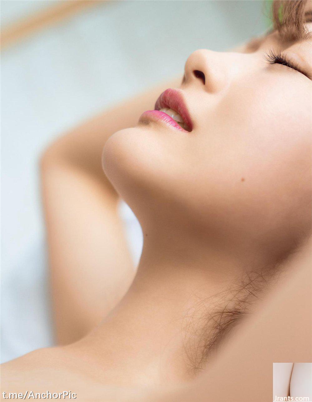 Minami Aizawa (Ảnh) “Album ảnh đầu tiên” (110P) - Ảnh 28