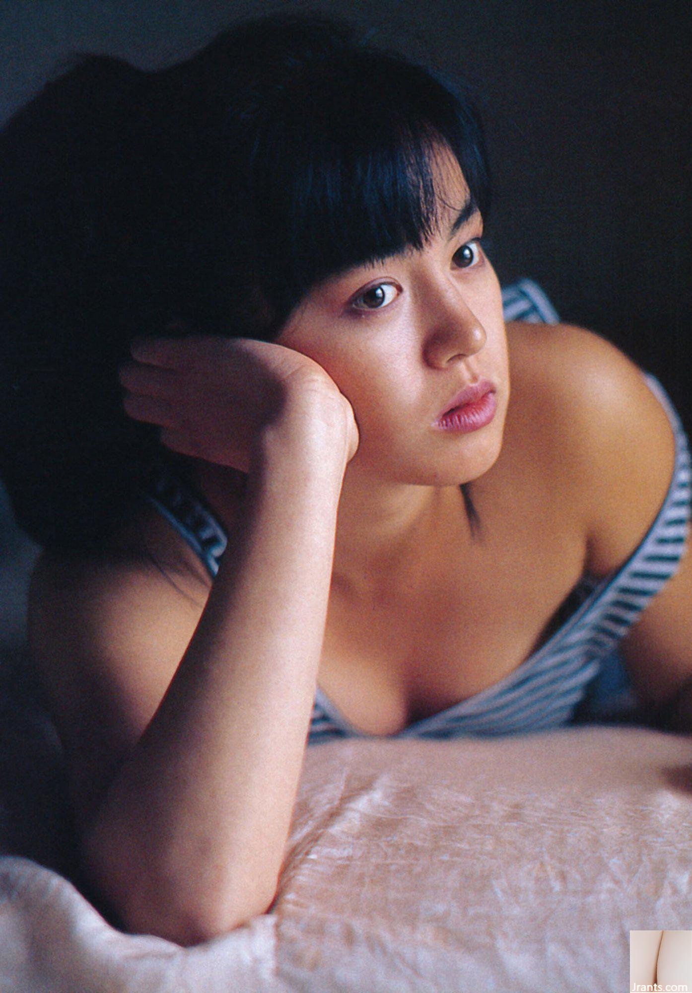 Tsuko Yamamoto & Isako Washio (Ảnh) 《Mùa hè của Isako, Mùa đông của Tsuko》(1986-05-20) (89P) - Ảnh 20