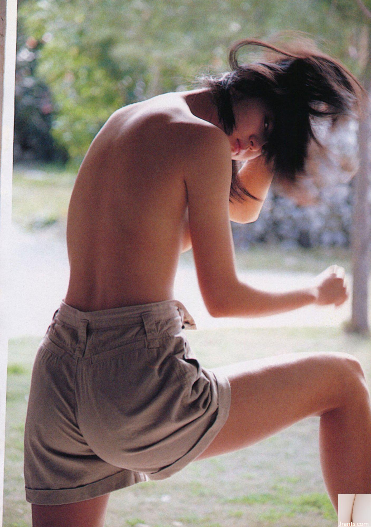 Tsuko Yamamoto & Isako Washio (Ảnh) 《Mùa hè của Isako, Mùa đông của Tsuko》(1986-05-20) (89P) - Ảnh 41