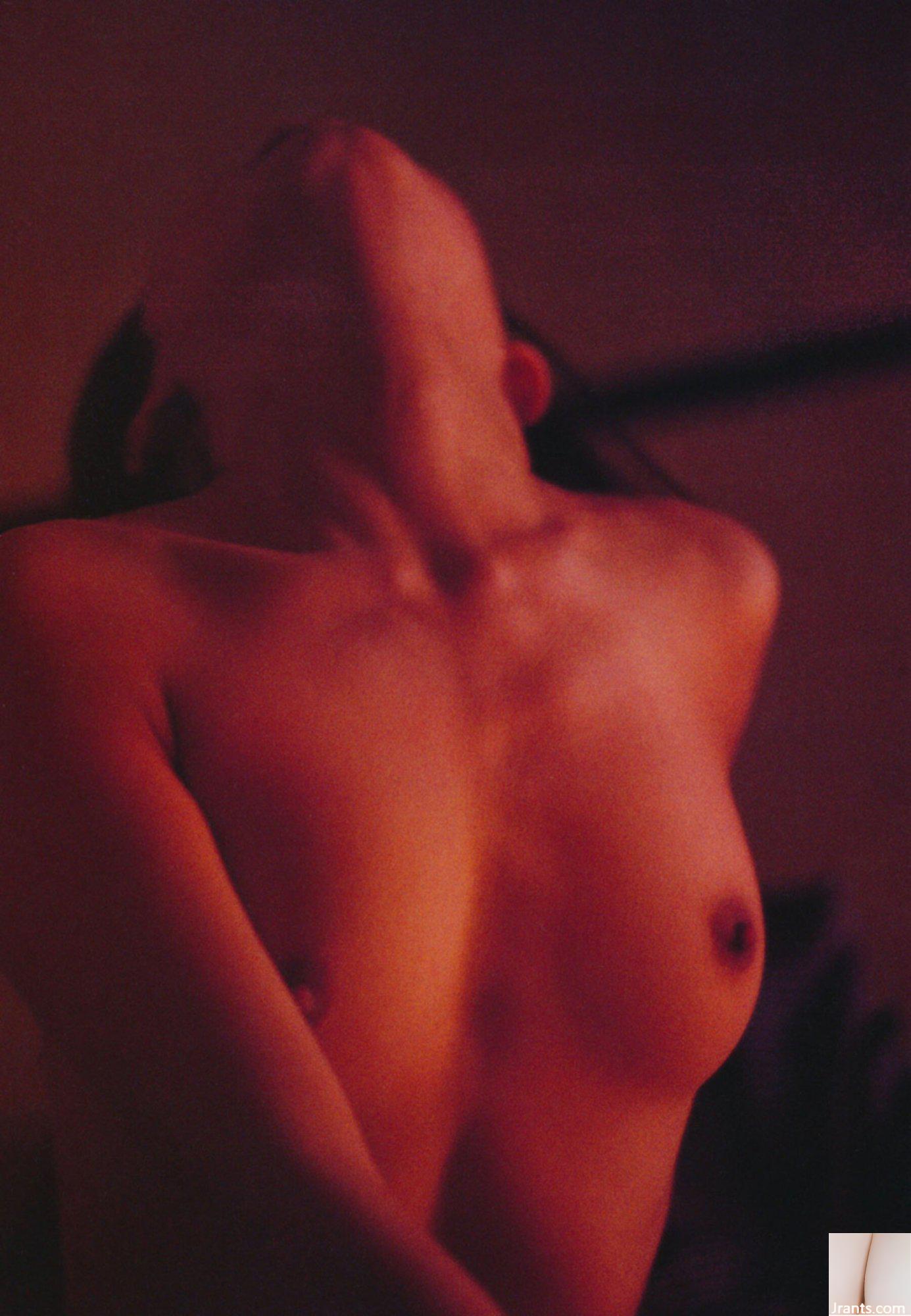 Tsuko Yamamoto & Isako Washio (Ảnh) 《Mùa hè của Isako, Mùa đông của Tsuko》(1986-05-20) (89P) - Ảnh 86