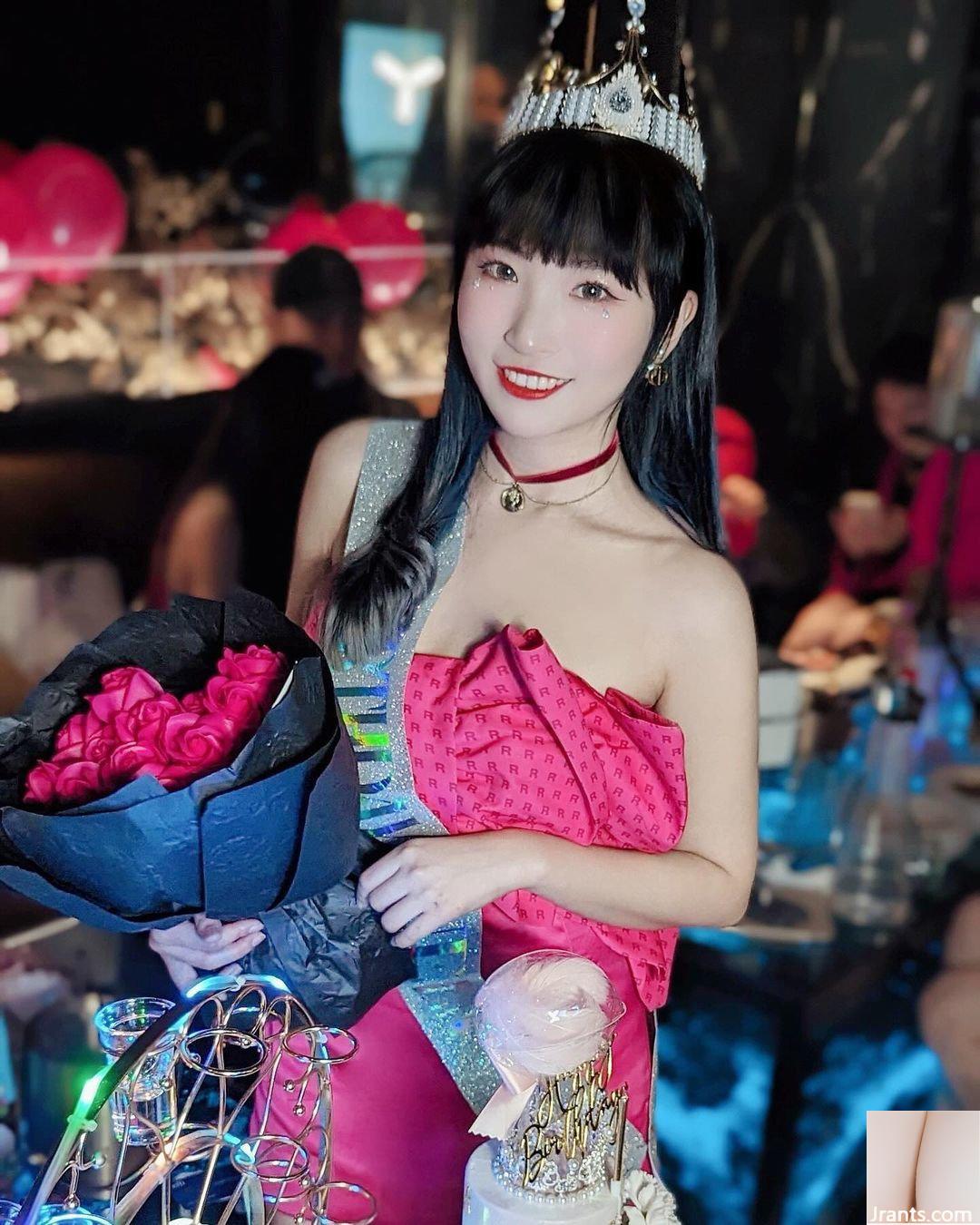 Người đẹp neo “Xiao Meng Sophia” có ngoại hình đẹp + dáng người gợi cảm và dáng người quyến rũ (10P) - Ảnh 10