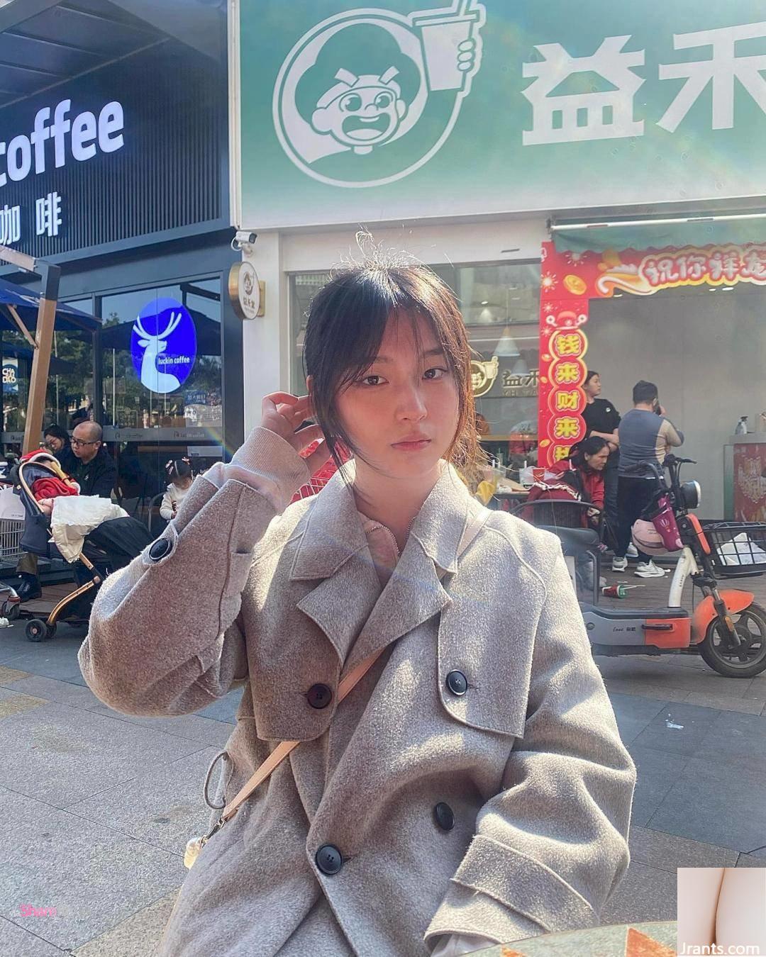 Vẻ đẹp học đường tươi trẻ và ngọt ngào - Ảnh 9