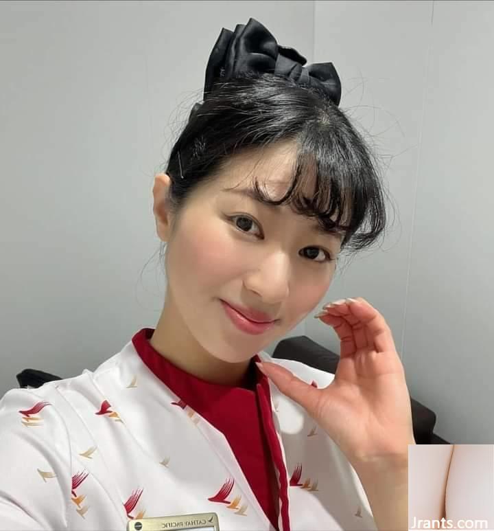 Tiếp viên selfie - Ảnh 20