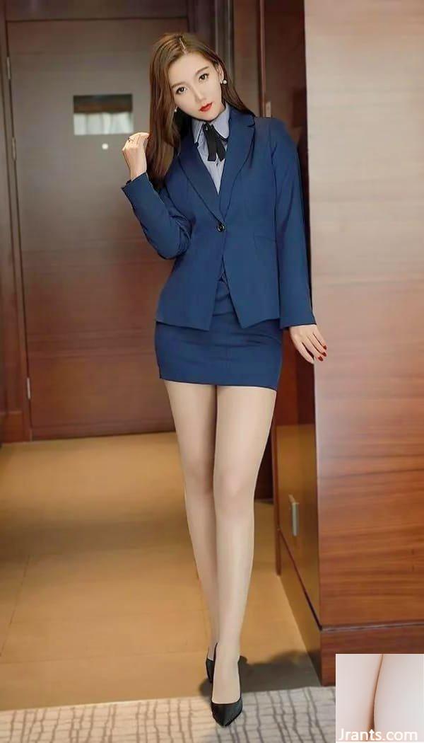 nhân viên bán hàng xinh đẹp - Ảnh 17