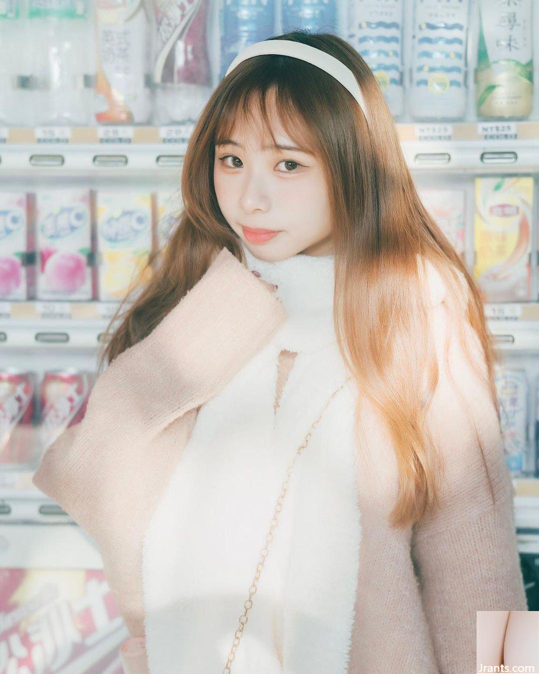 “TN Yuanyuan” khoe vòng một đầy kiêu hãnh và đầy đặn (10P)