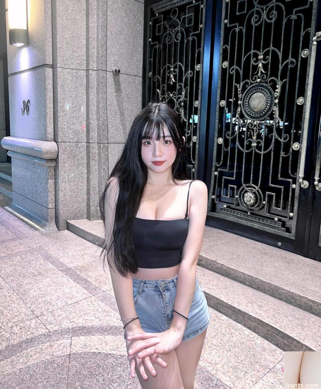 Hot girl diện bikini, đường cong duyên dáng rất hút mắt - Ảnh 10