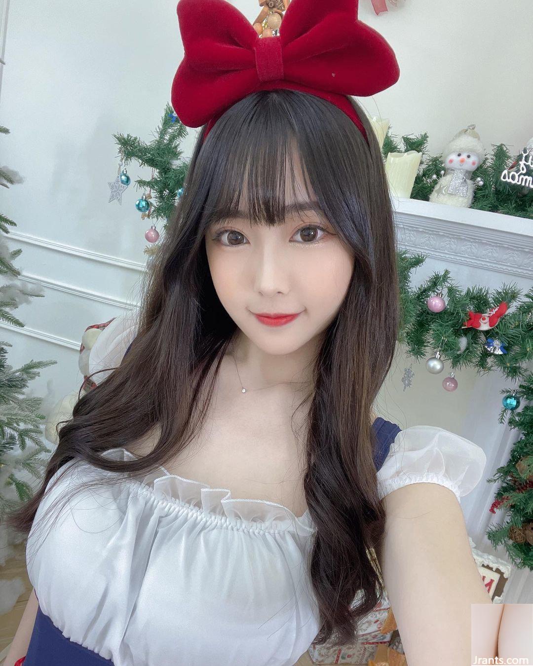 Nụ cười chữa lành của nàng tiên “Wei Ting Angela” khiến người ta sảng khoái suốt cả ngày (10P) - Ảnh 8