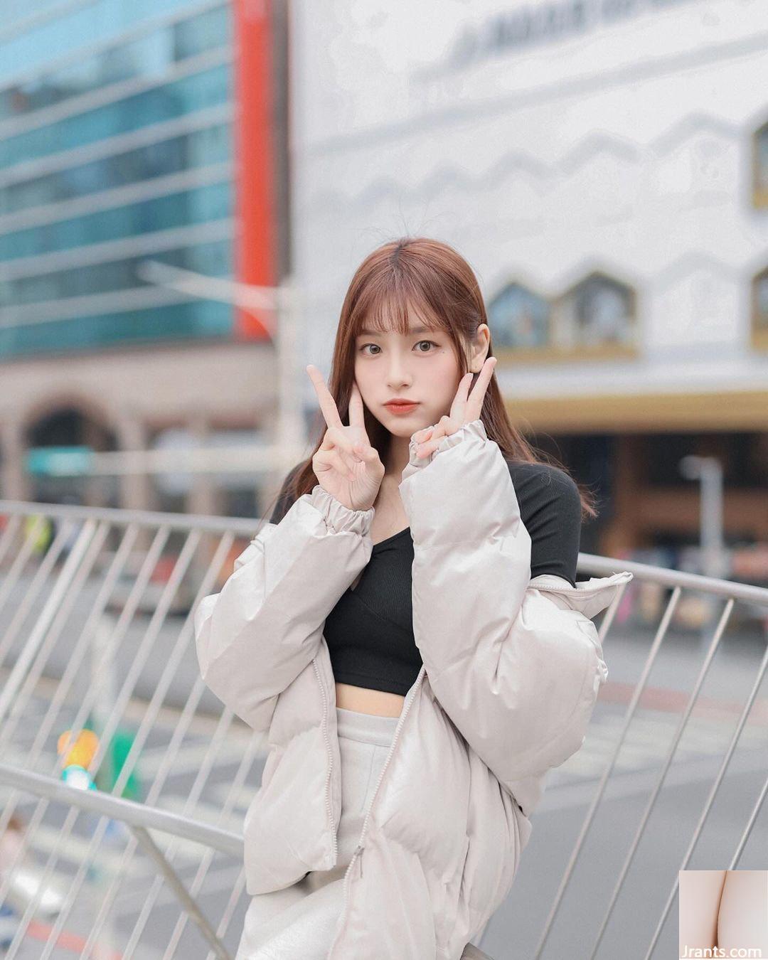 “YUN” có đôi mắt to tròn, trong sáng, trẻ con và hơi gợi cảm và có ngoại hình đáng kinh ngạc (10P) - Ảnh 4