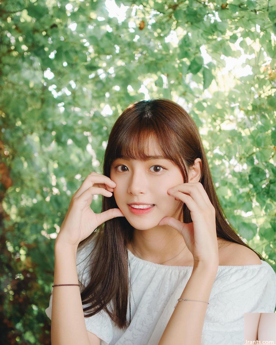 “YUN” có đôi mắt to tròn, trong sáng, trẻ con và hơi gợi cảm và có ngoại hình đáng kinh ngạc (10P) - Ảnh 8