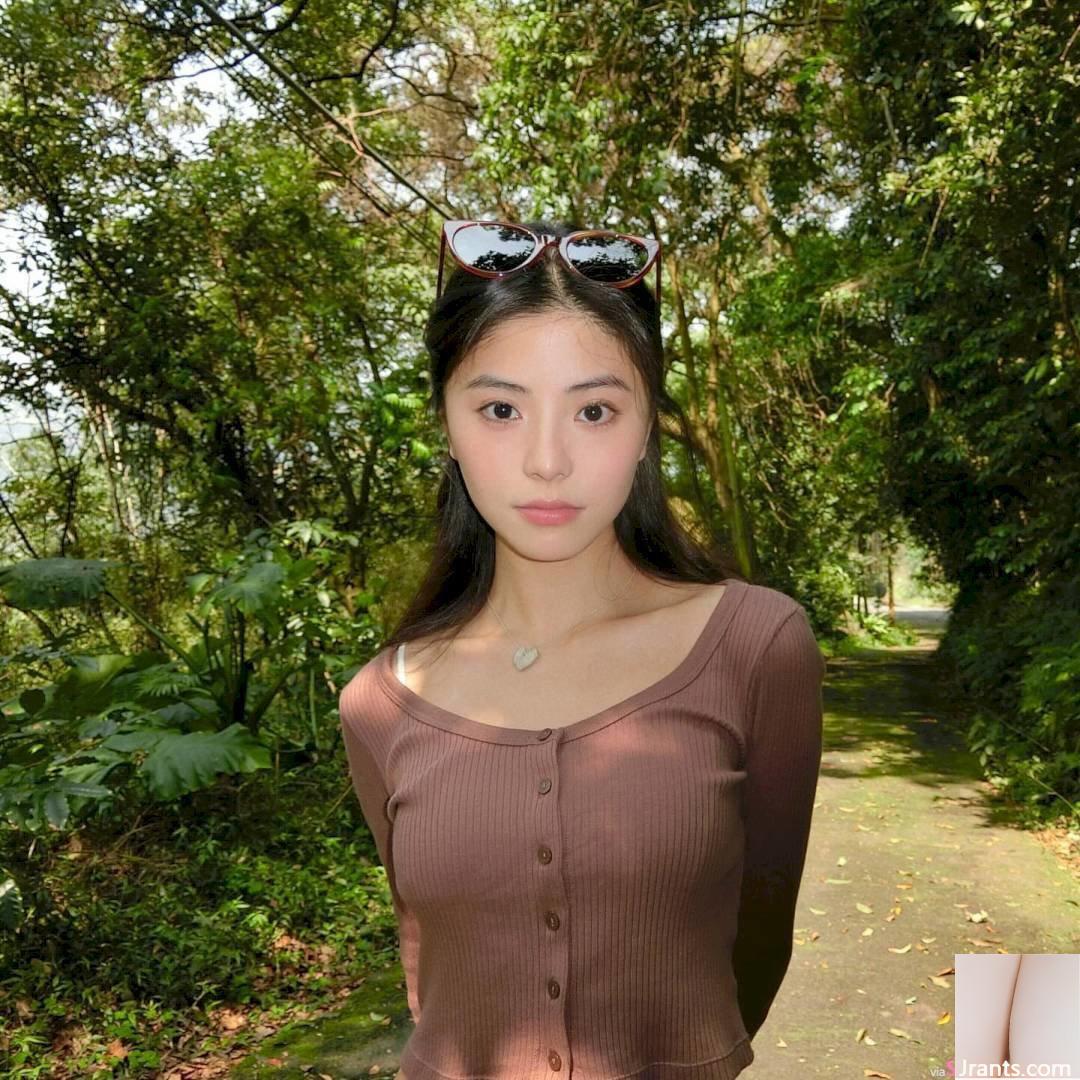 Cô gái mặc bikini khí chất - Ảnh 7