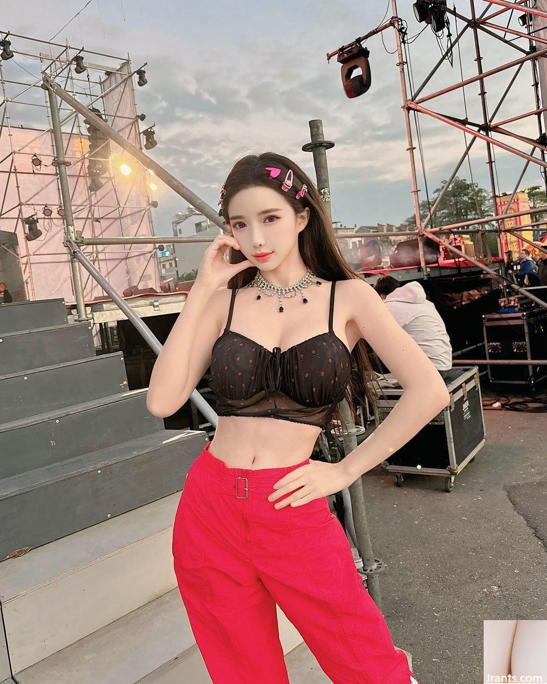 DJ nóng bỏng “Lan Xinglei” mảnh khảnh và gợi cảm, bộ ngực đẹp không thể che giấu (10P) - Ảnh 2