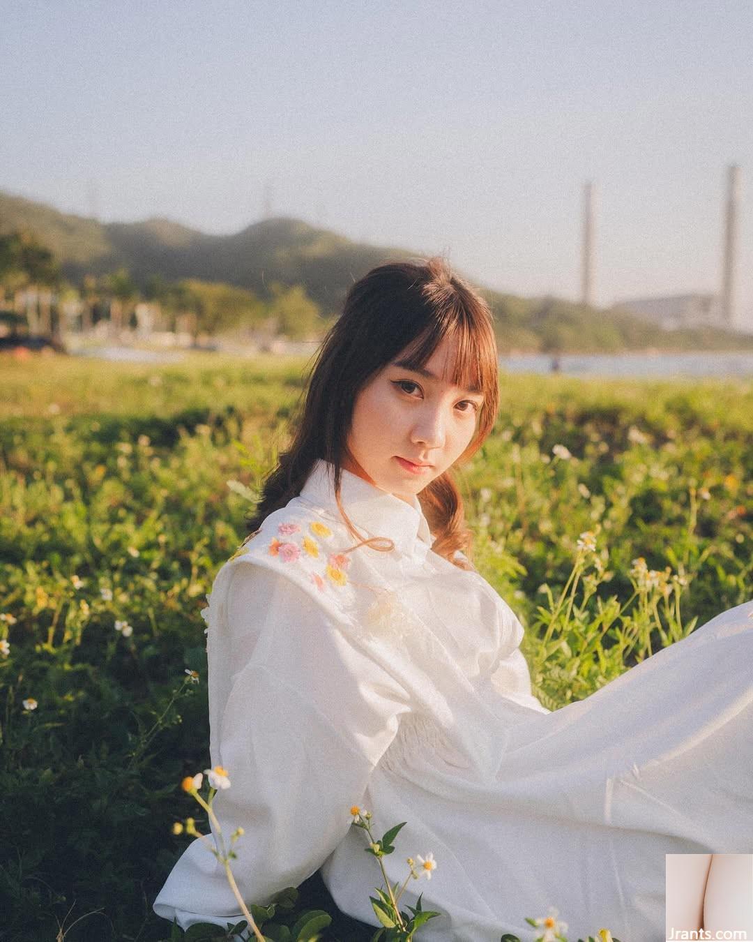 “Sora” khoe gương mặt trong sáng và dáng người xuất thần (10P) - Ảnh 10