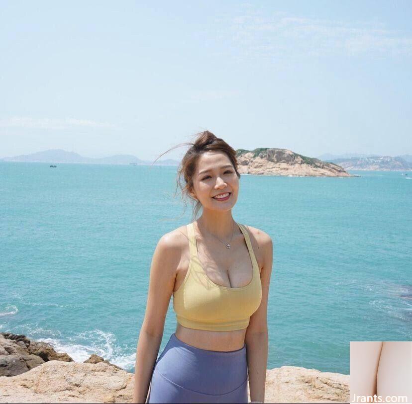 Thân hình quyến rũ quá gợi cảm (12P