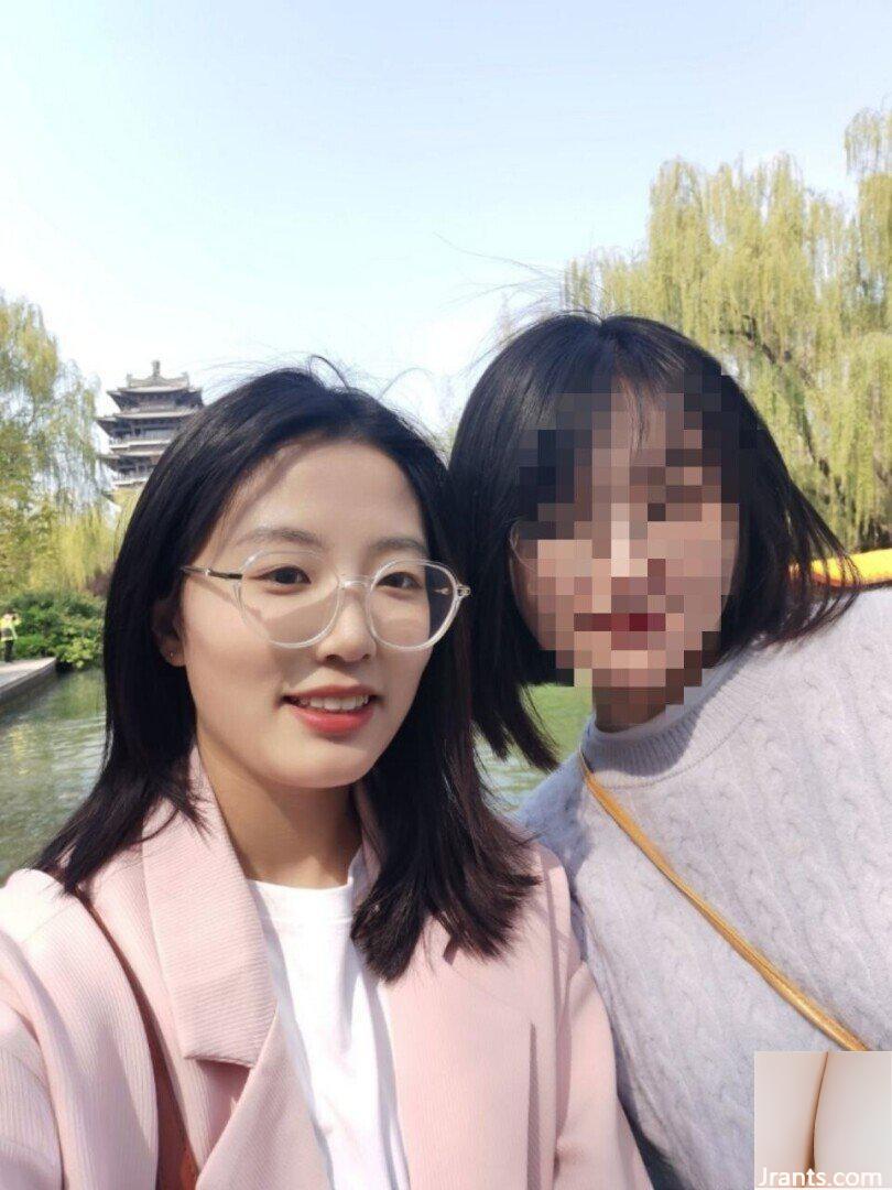 Cô gái đeo kính gợi cảm (14P) - Ảnh 13